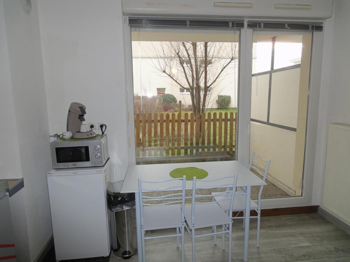 Logement Type Studio 1 Piece Proche Zenith Strasbourg Kültér fotó